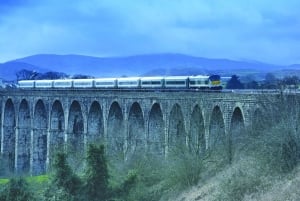 Belfast et la Chaussée des Géants : circuit ferroviaire de 2 jours au départ de Dublin