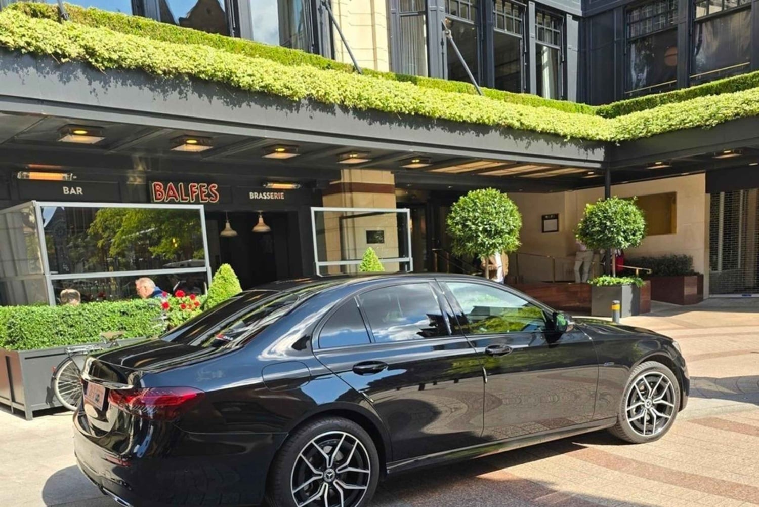 Conduite par l'excellence, définie par le prestige Transfers Wheels