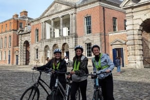 Dublino: tour guidato in bicicletta di 3 ore 'Storie e luoghi'.