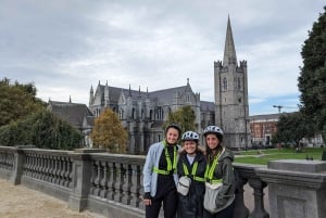 Dublino: tour guidato in bicicletta di 3 ore 'Storie e luoghi'.
