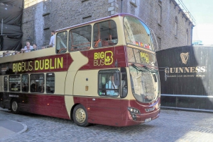 Dublin: Hop-On Hop-Off Sightseeing Tour with Live Guide