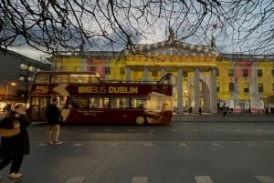 Dublin: Big Bus Panoramic Night Tour with Live Guide