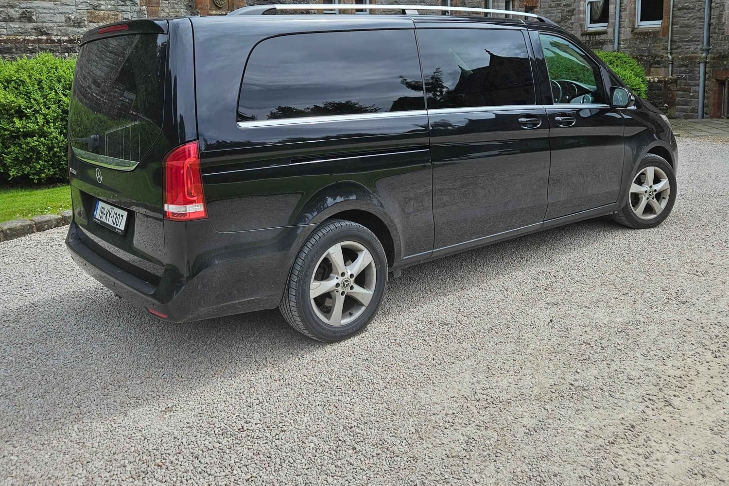 Luxuriöse Tagestour durch Dublin, entlang der Küste und in die Wicklow Mountains