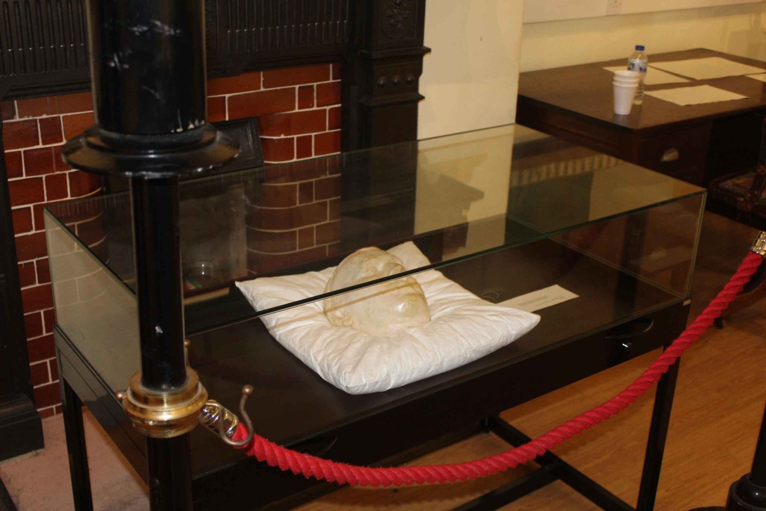 Dublin: Dark-history & Lunch. Military and Murder Tour