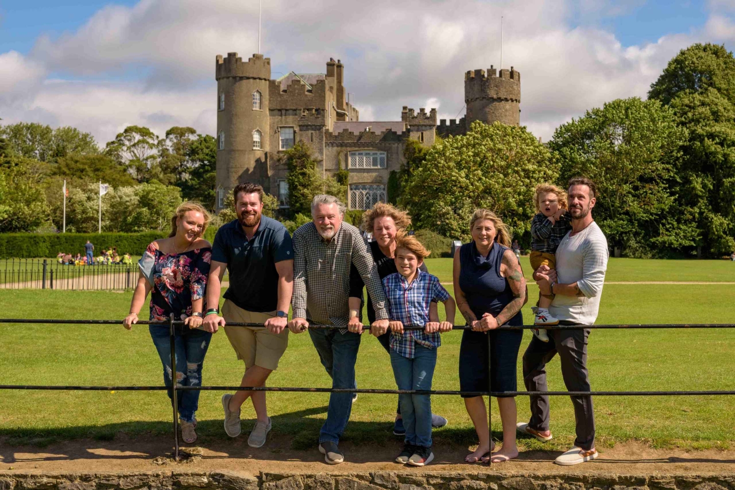 Дублин: семейная фотосессия с обработанными фотографиями