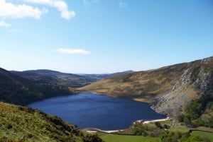 Dublin: Full-Day Wicklow Mountains Tour w/ Glendalough Visit
