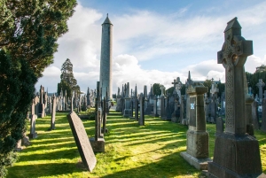 Dublin Glasnevinin kansallinen hautausmaa Audio Tour kuljetuksineen