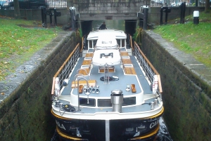 Dublín: Gran paseo en barco por el canal con cena