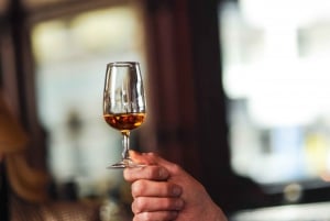 Dublín: Masterclass guiada de café irlandés con cata de whisky