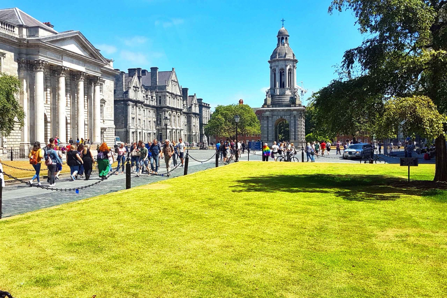 Dublin: Guided Sights and Pints Tour