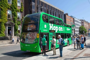 Dublin: Hop-On/Hop-Off-Tour mit deutschem Live-Kommentar