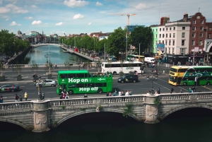 Dublin: Hop-On/Hop-Off-Tour mit deutschem Live-Kommentar