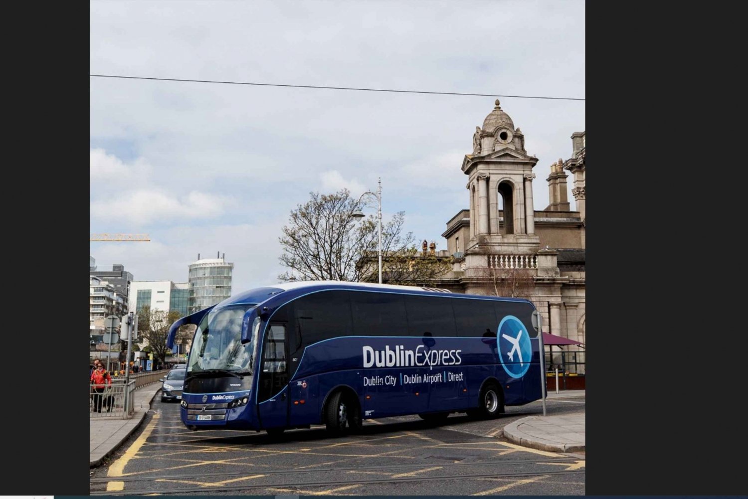 Dublin: One-Way Bus Transfer from/to Dublin Airport