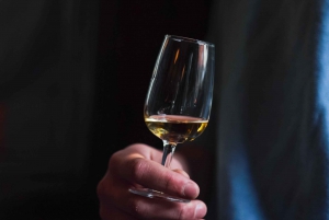 Dublin: Premium Whiskey Tasting Guided by Local Expert