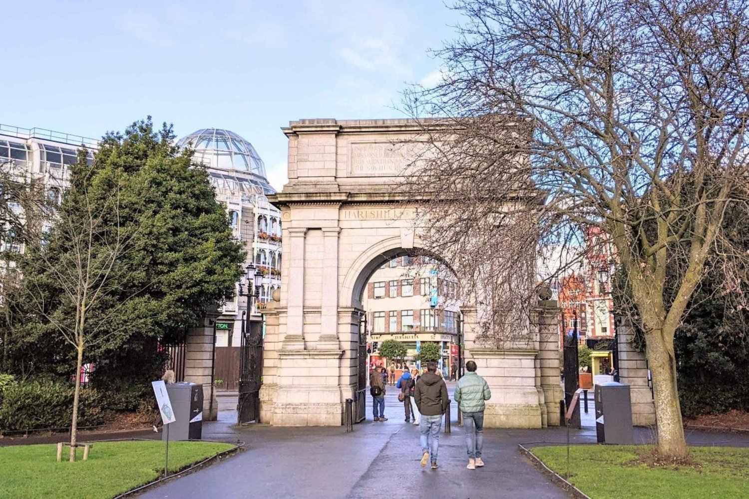 Dublin: Zelf wandeling met gids Ierse geschiedenis in St. Stephens Green