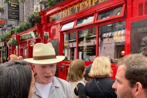 Il tour a piedi per piccoli gruppi a Dublino include Temple Bar.