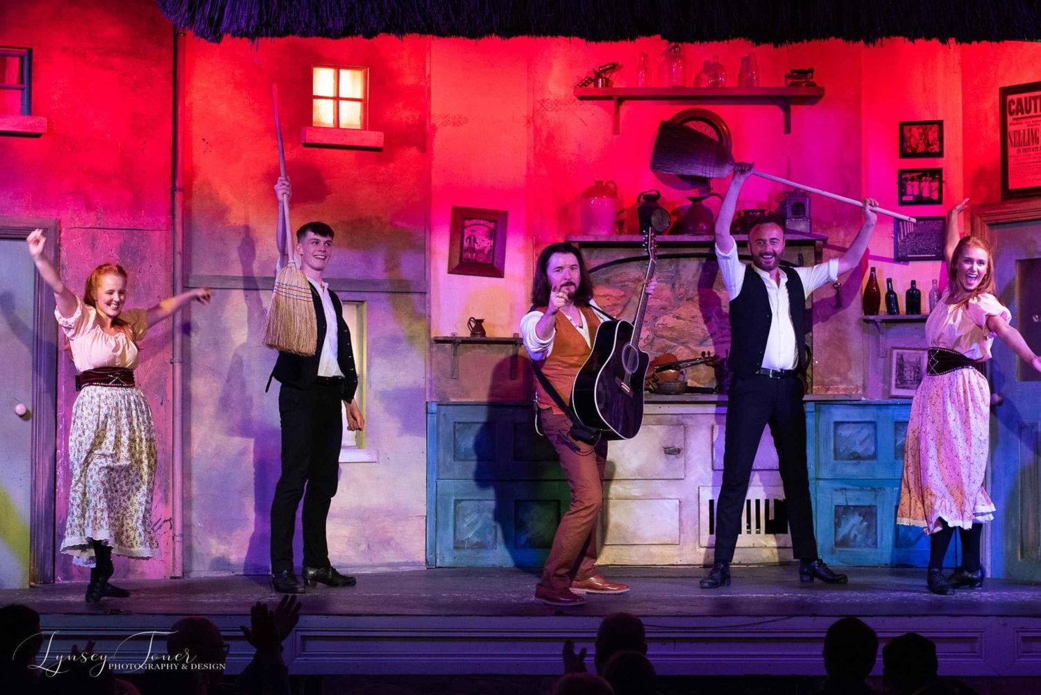 Dublin ; Taylor's Irish Night and Cabaret Shows.