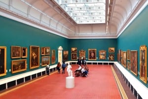 Dublin: Treasures of Ireland Museums Private Tour