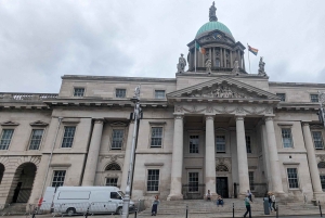 ダブリン：中世の城壁からグラフトン地区までのウォーキングツアー