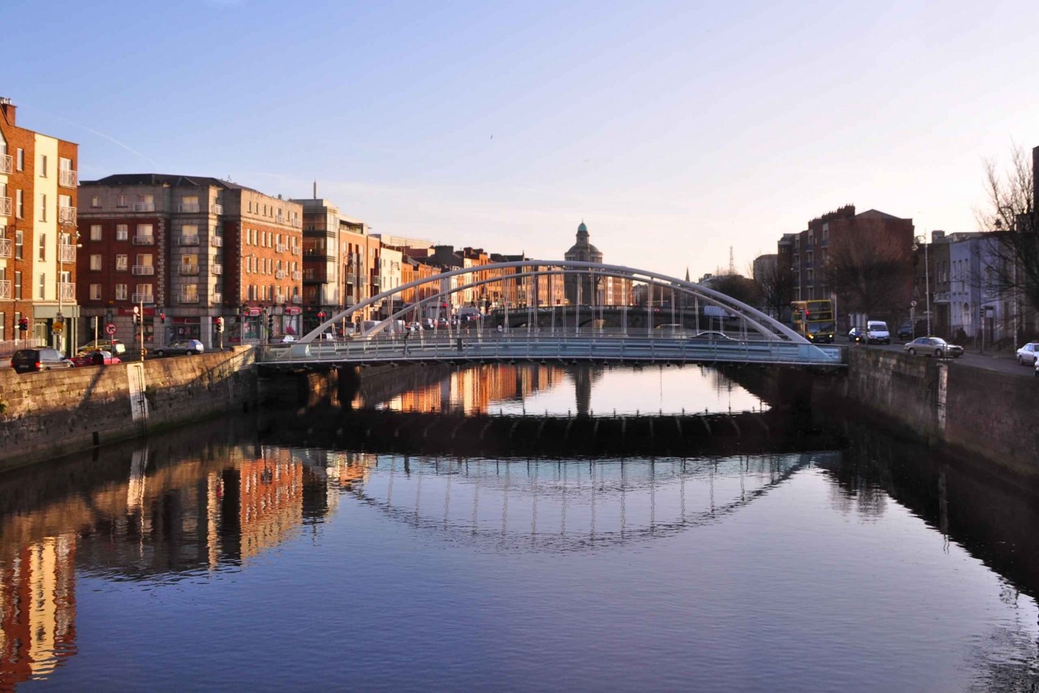 Dublin Welcome Tour: Private Tour with a Local