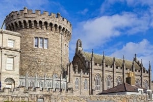 Exklusiv 5-stjärnig skräddarsydd tur till Book of Kells och Dublin Castle.