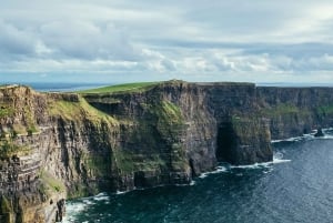 Desde Dublín: Tour de 3 días a Cork, el Anillo de Kerry y los acantilados de Moher