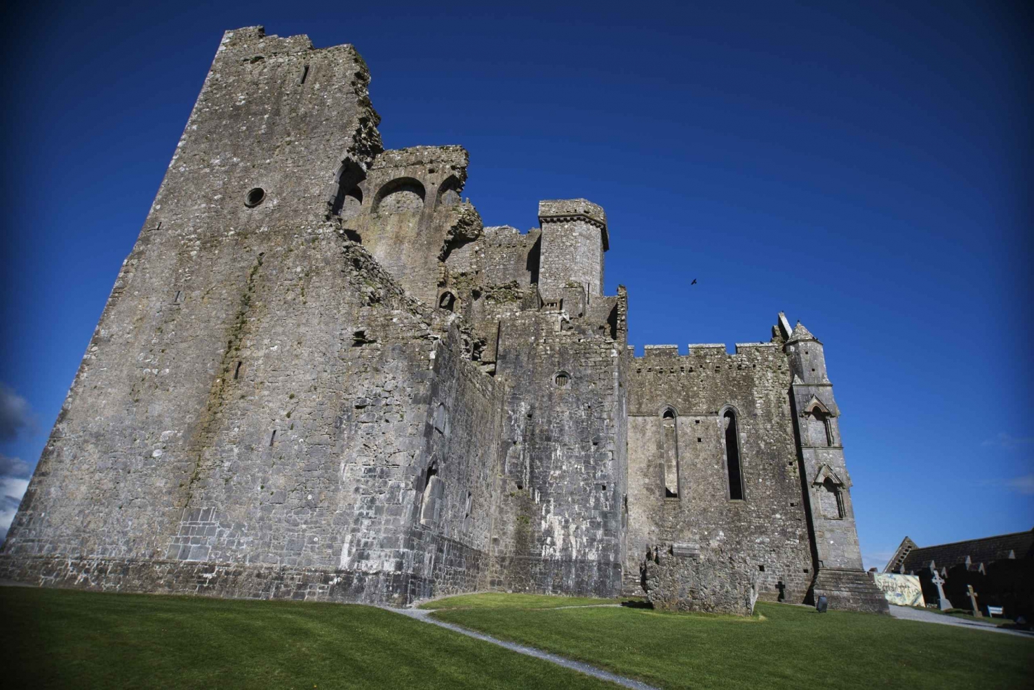 Cork: Cahir Castle and Rock of Cashel Tour in Spanish