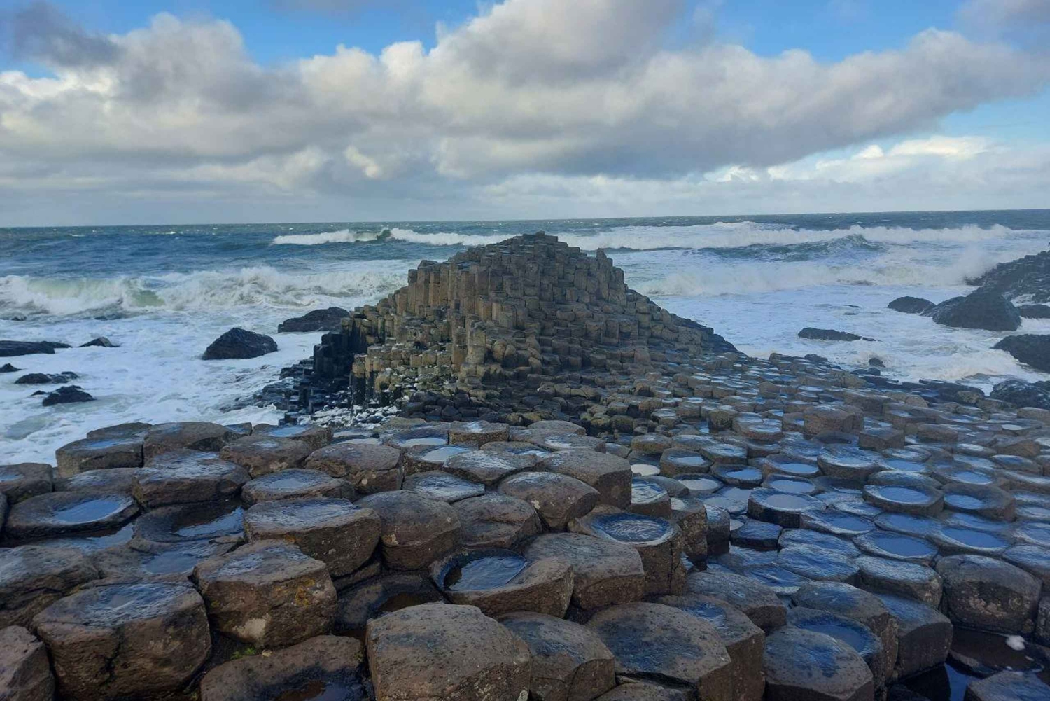 From Dublin: Giants Causeway Private Tour