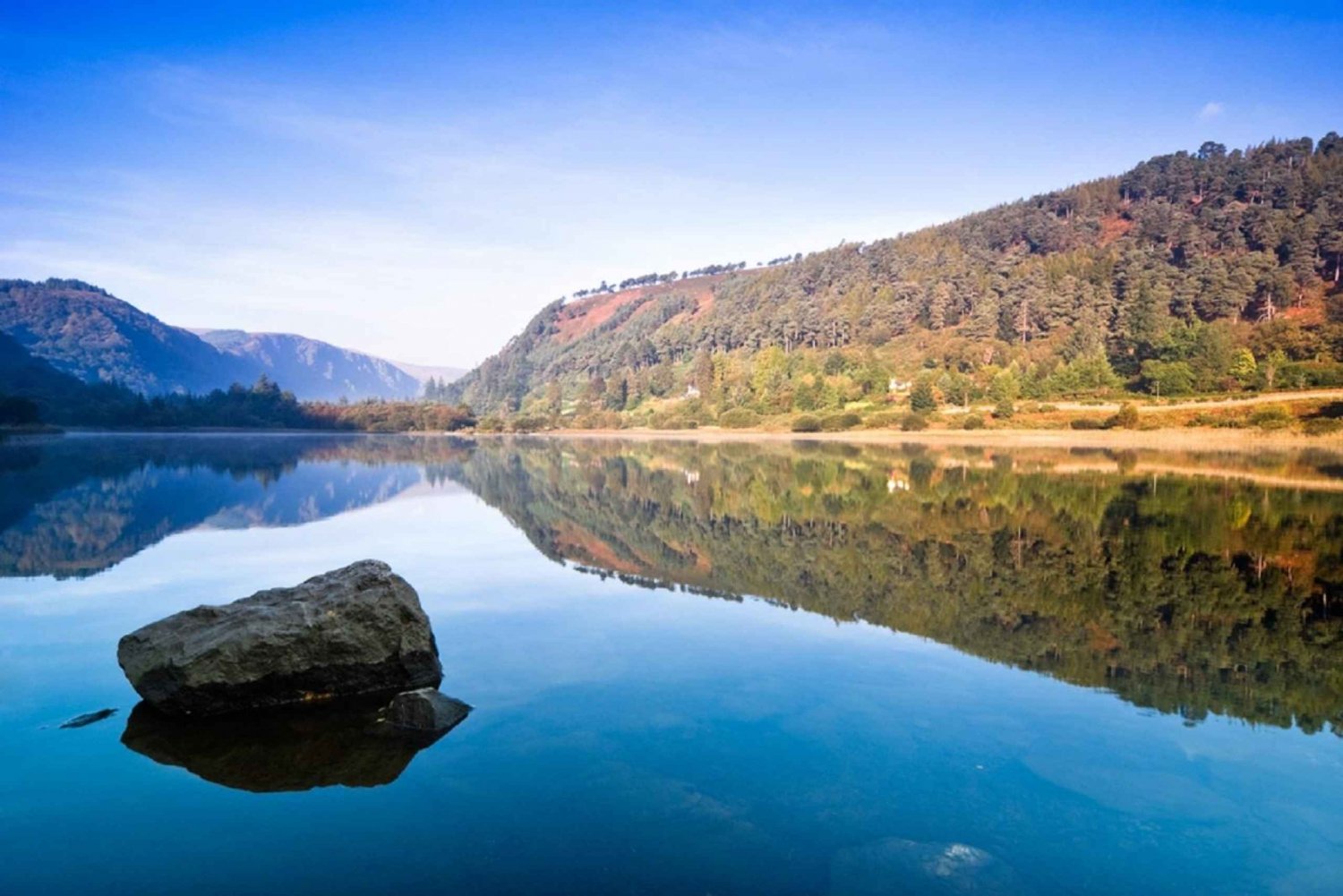 From Dublin: Premium Wicklow and Glendalough Day Tour