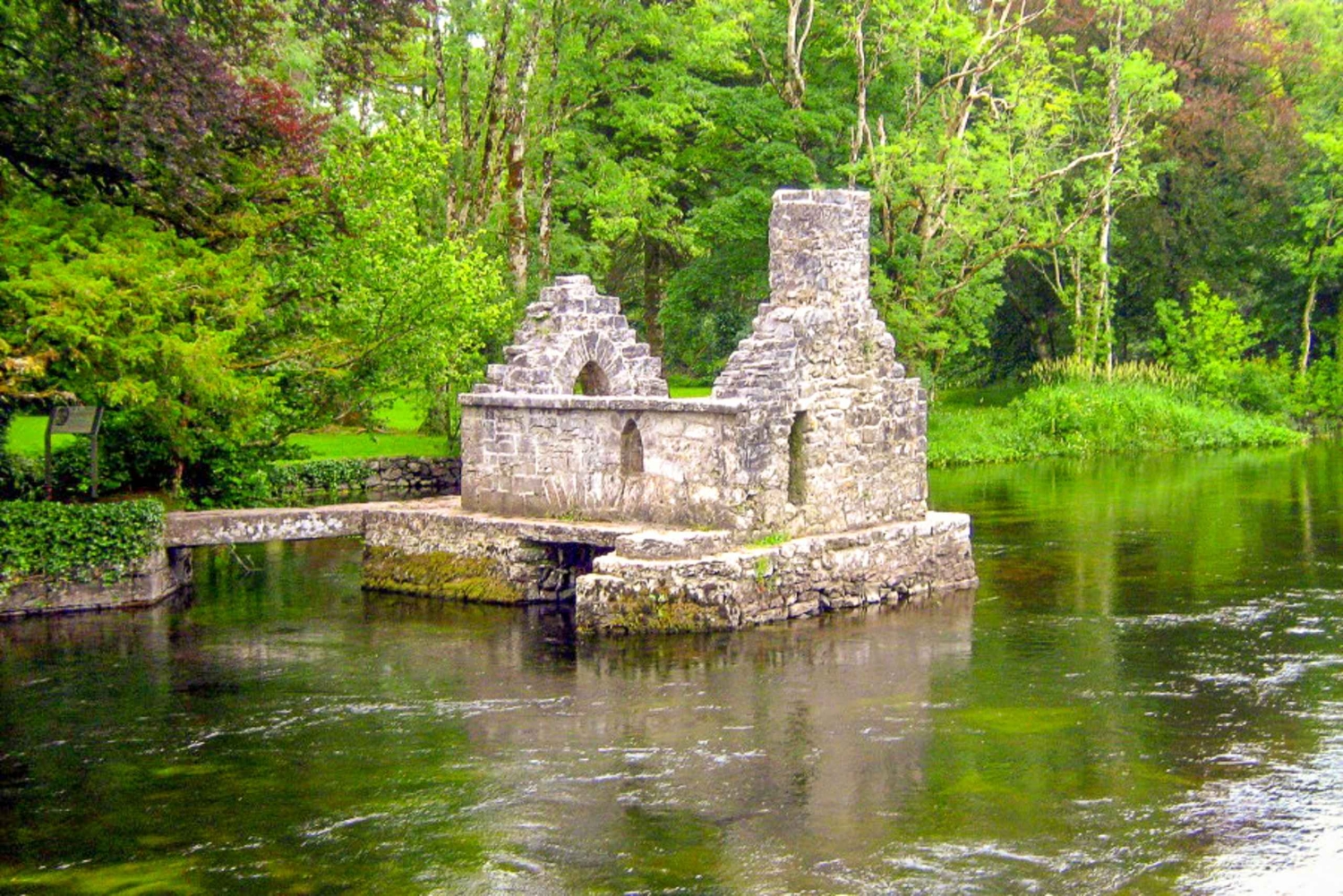 Galway, Cliffs of Moher & Connemara: 2-Day Combo Tour