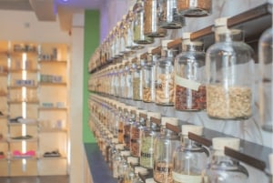 Gin School, destile seu próprio gin, coquetéis, degustações, comida