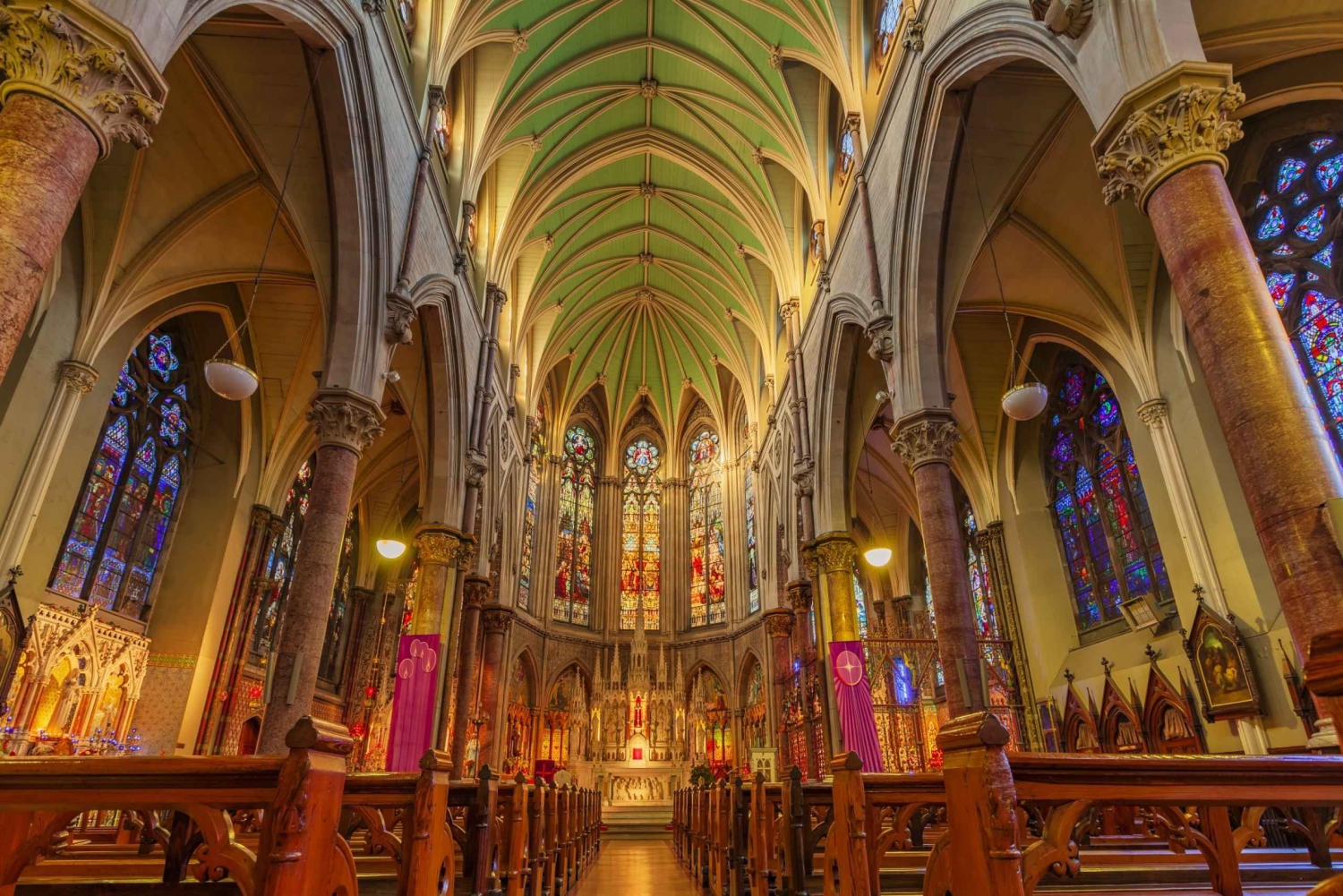 Tour privato a piedi delle chiese e della religione irlandesi di Dublino
