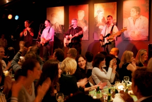Dublin: Ierse avondshow in de Merry Ploughboy Pub