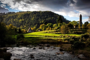 Escursione di lusso a terra: Punti salienti di Glendalough e Dublino