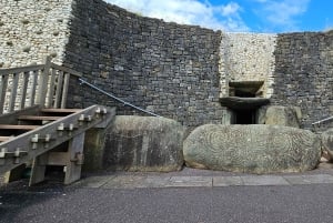 Newgrange Passage Tomb & Ancients Irish Sites.