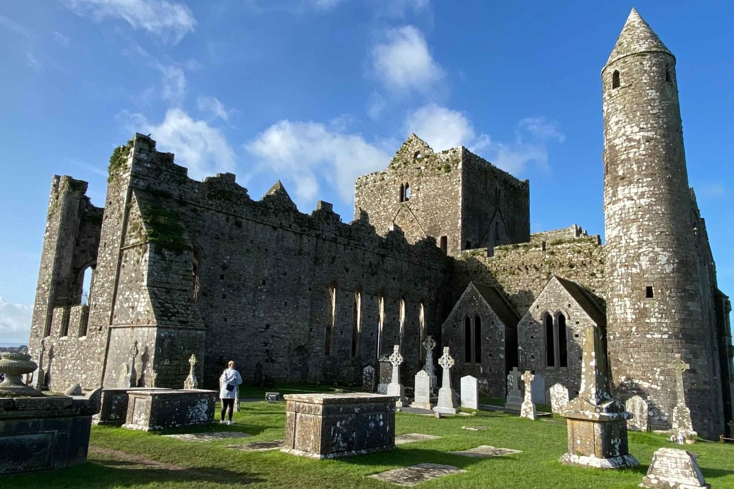Indywidualna wycieczka z Dublina: Skała Cashel, Zamek Cahir i więcej