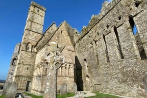 Indywidualna wycieczka z Dublina: Skała Cashel, Zamek Cahir i więcej