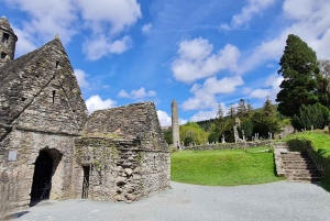 Yksityinen kierros - Co. Wicklow, Glendalough & Powerscourt Estate (Powerscourt Estate)