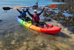 En kayak de mar de la playa de Killiney a la isla de Dalkey