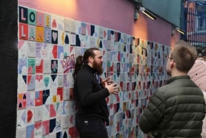 Visite à pied des arts de la rue