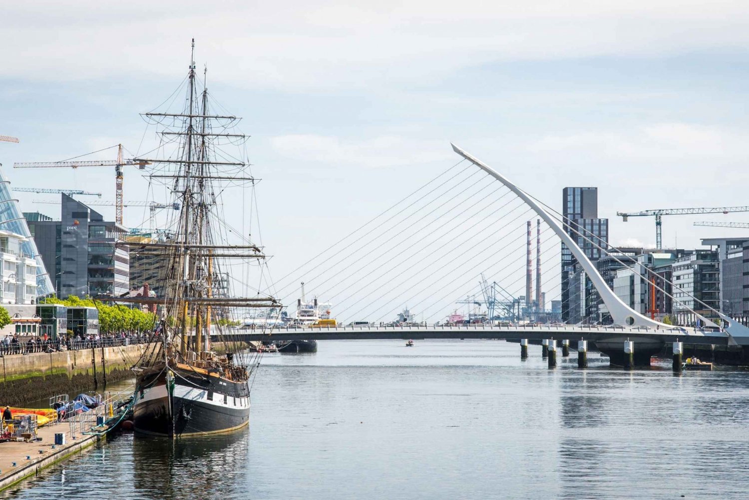 Дублин: тур по истории голода в Ирландии на паруснике Джини Джонстон