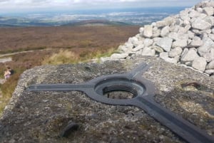 Paden en graven van de Dublin Mountains Trek