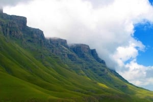 Addo-olifanten met Lesotho & Drankensburg-wandeling 7-daagse tour