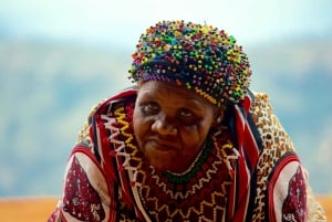 Durban: Phezulu Cultural Village & Reptile Park Tour