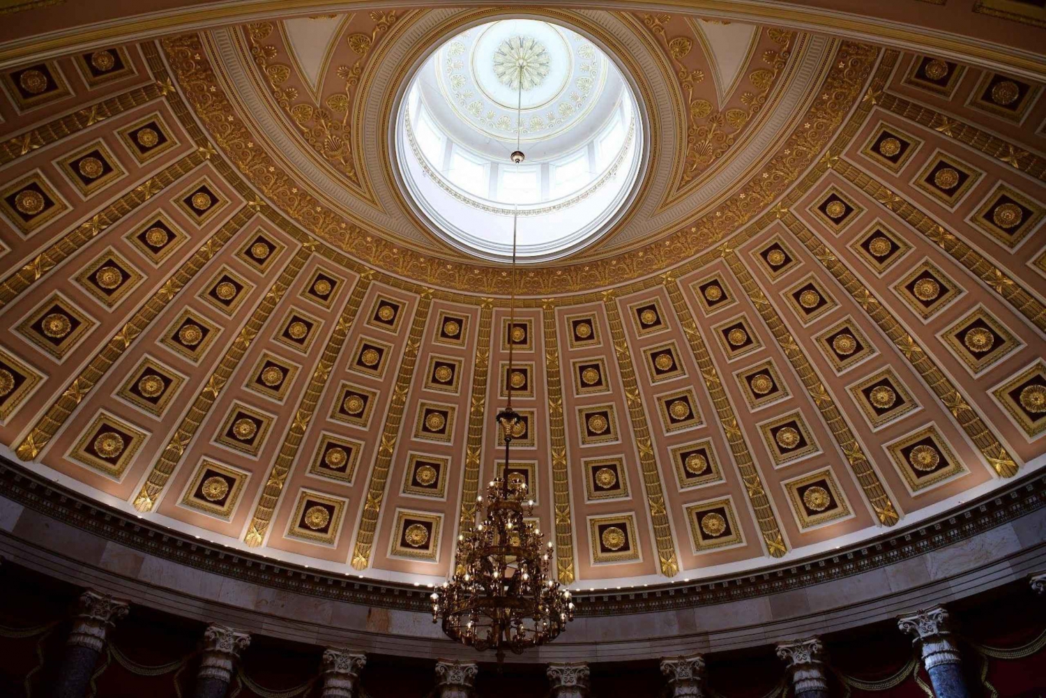 Explore Capitol Echoes: A Self-Guided Audio Tour