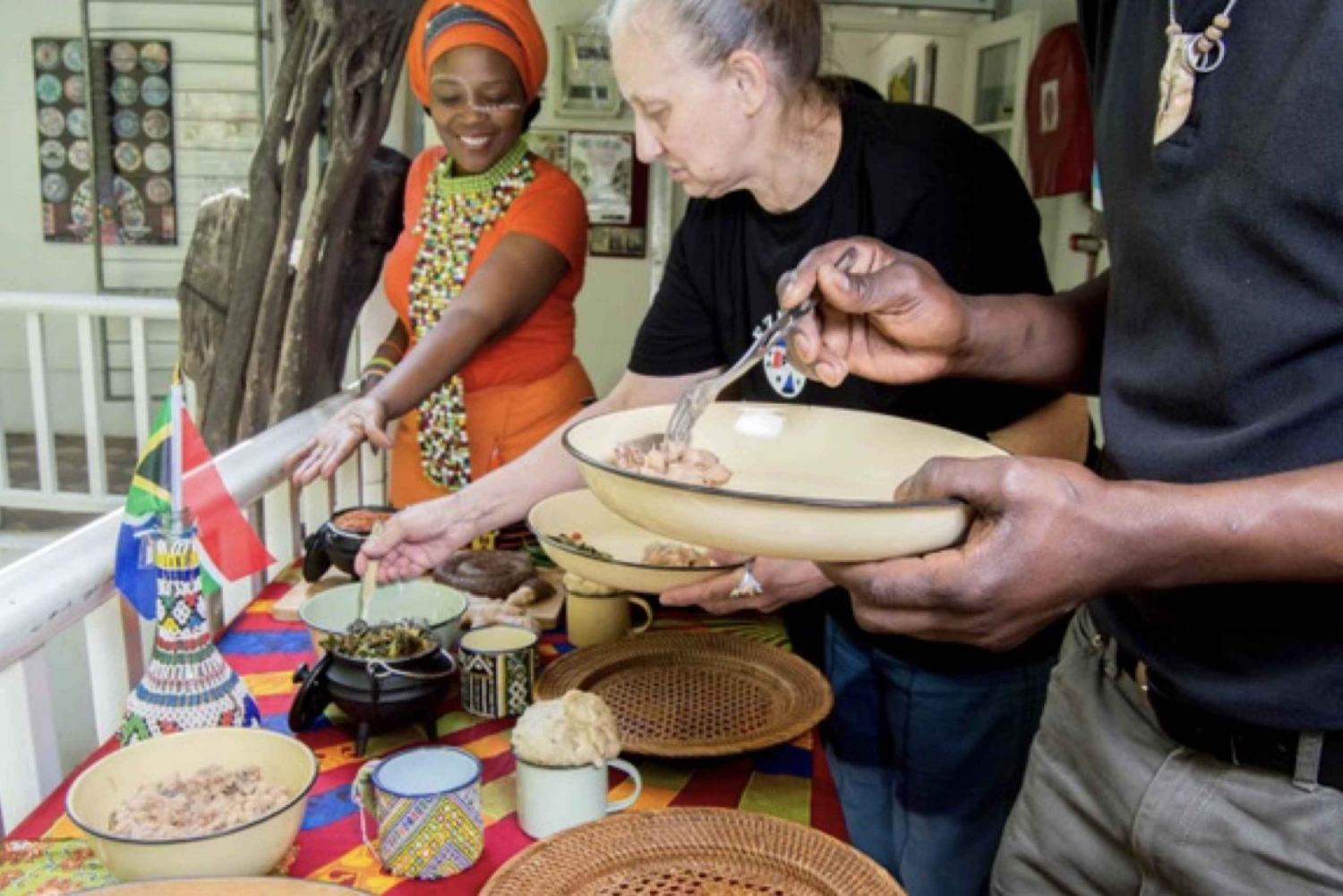 Zulu Cultural Tour: Rural Village, Tribal Markets & Food