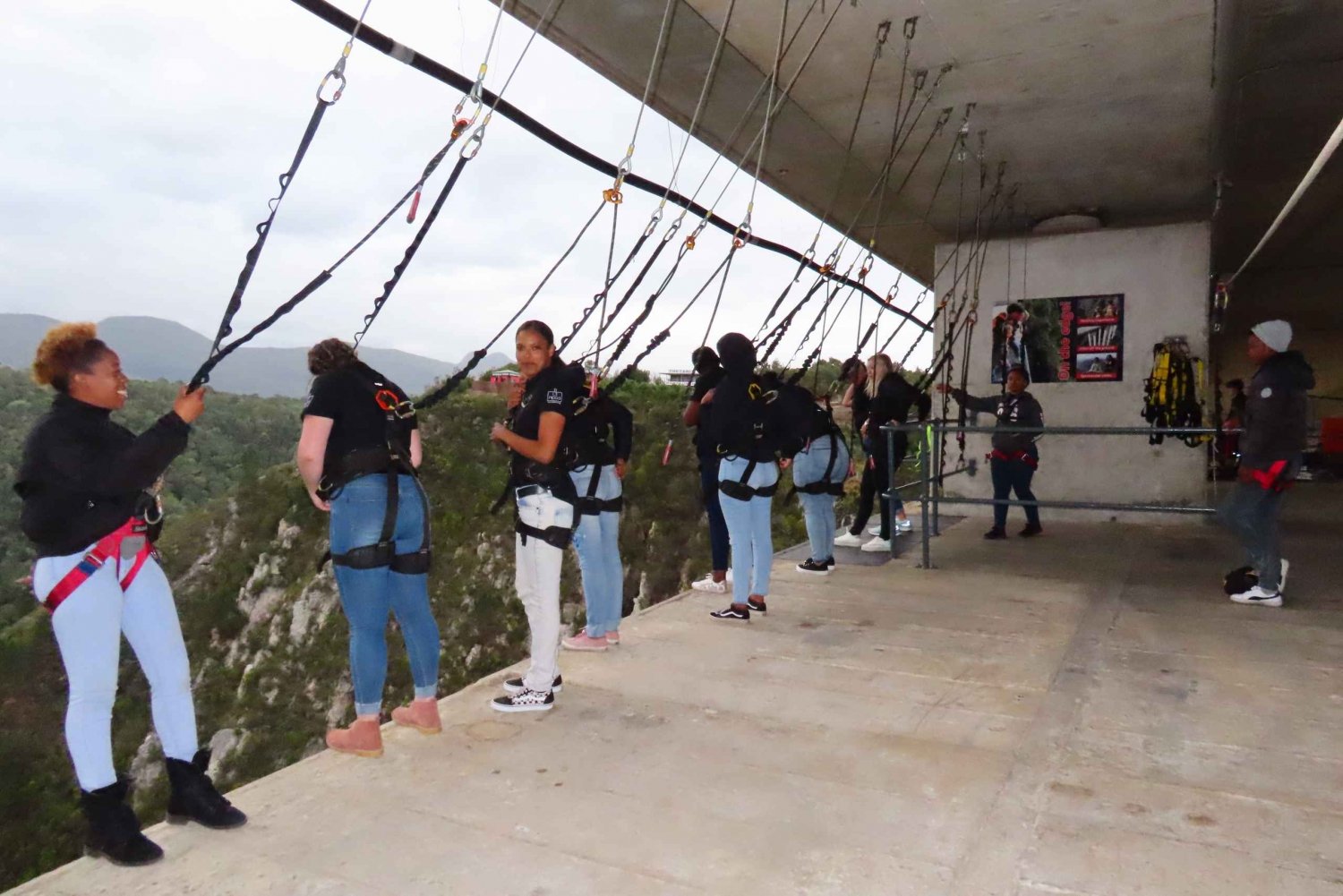 Experience-the-Thrill-of-Bloukrans-Bungee-Jump