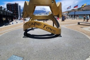 Cape Town: Bo-kaap table mountain Champagne Sunset Cruise