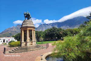 Cape Town: Bo-kaap table mountain Champagne Sunset Cruise