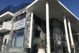 Cape Town: Robben Island, District Six, and Mandela Tour